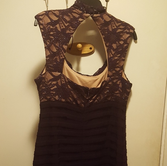 Long Lace Dress/Gown - Picture 3 of 6